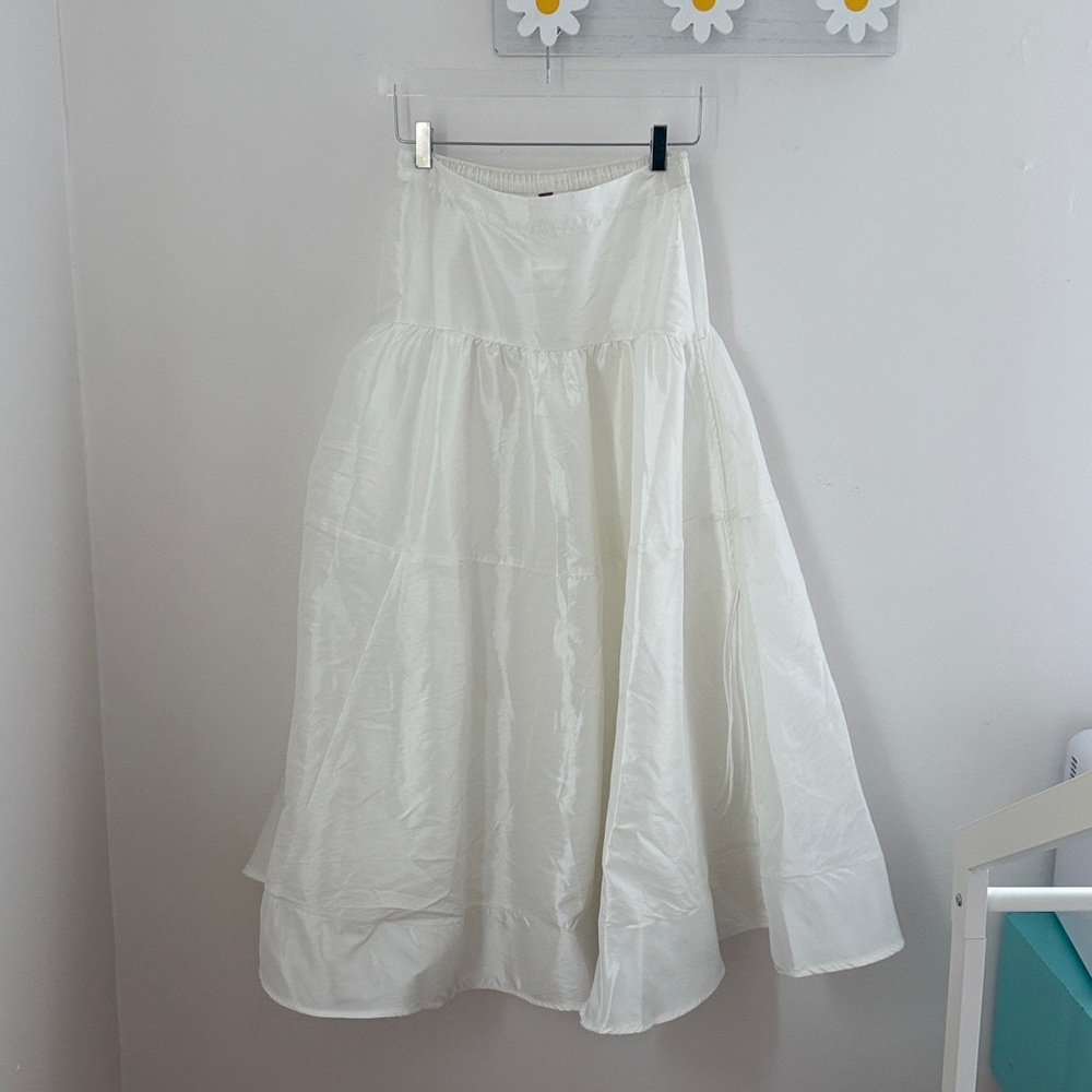 Free People eggnog white Emery drop waist midi skirt size small NWOT